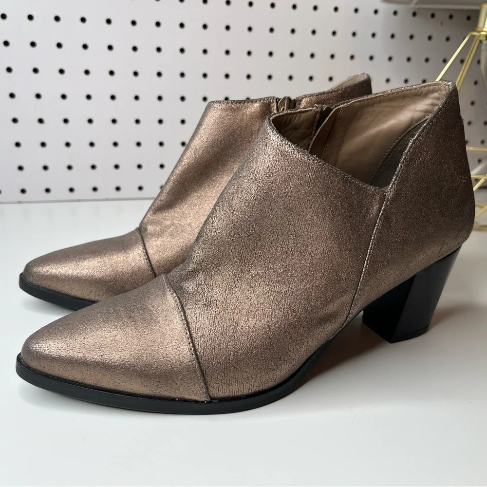 Italeau Marisa Booties EU 39 US 8.5 Gold Leather Waterproof Block Heel Metallic - Picture 6 of 16